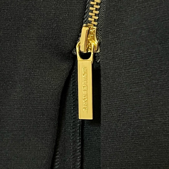NWT Michael Kors Black Pencil Skirt with Asymmetrical  Zipper - Size 6 - Picture 5 of 11